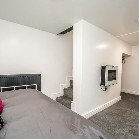 The Cosey Tucked-Away Cottage 2 Or 3 Bedroom Options Huddersfield Exterior foto